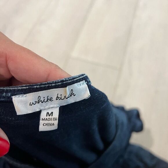 White Birch The Right Track Full Size Short Flutter Sleeve Mini Dress size m - Picture 4 of 7